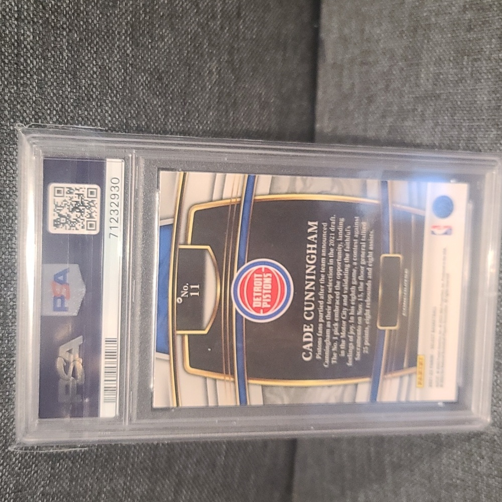 2021 Panini Select Blue Cade Cunningham Rookie PSA 10 Gem Mint - Picture 2 of 2